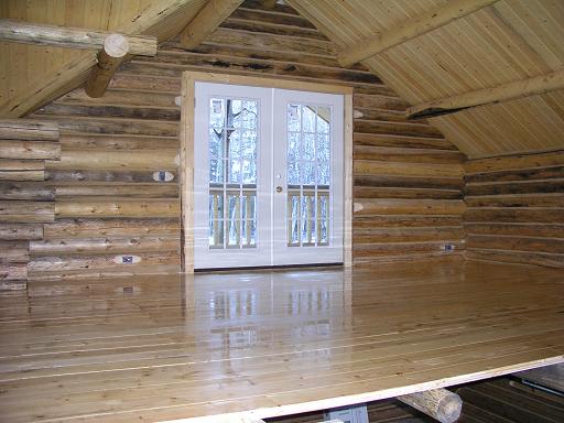 cabin23_loftflr.JPG (38014 bytes)