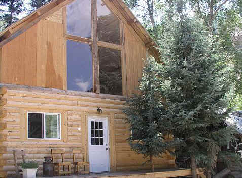 cabin25 - frt.jpg (86296 bytes)