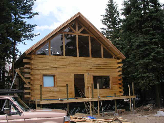 cabin27-clean.JPG (84222 bytes)