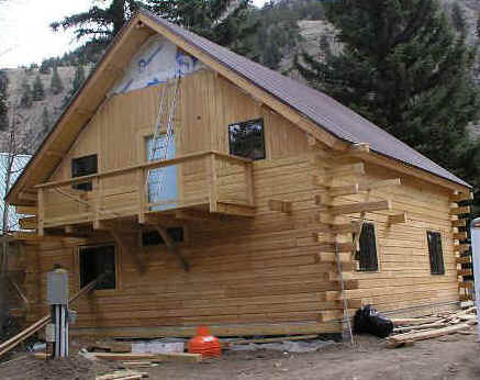 cabin35-roof.JPG (47561 bytes)