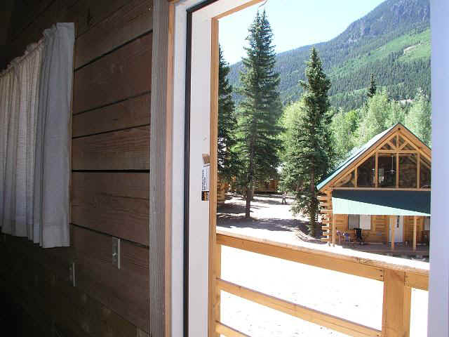 cabin38-balcony view.JPG (67378 bytes)